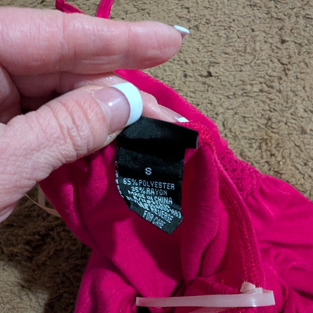 Vanity Fuchsia Halter Top - Picture 4 of 5
